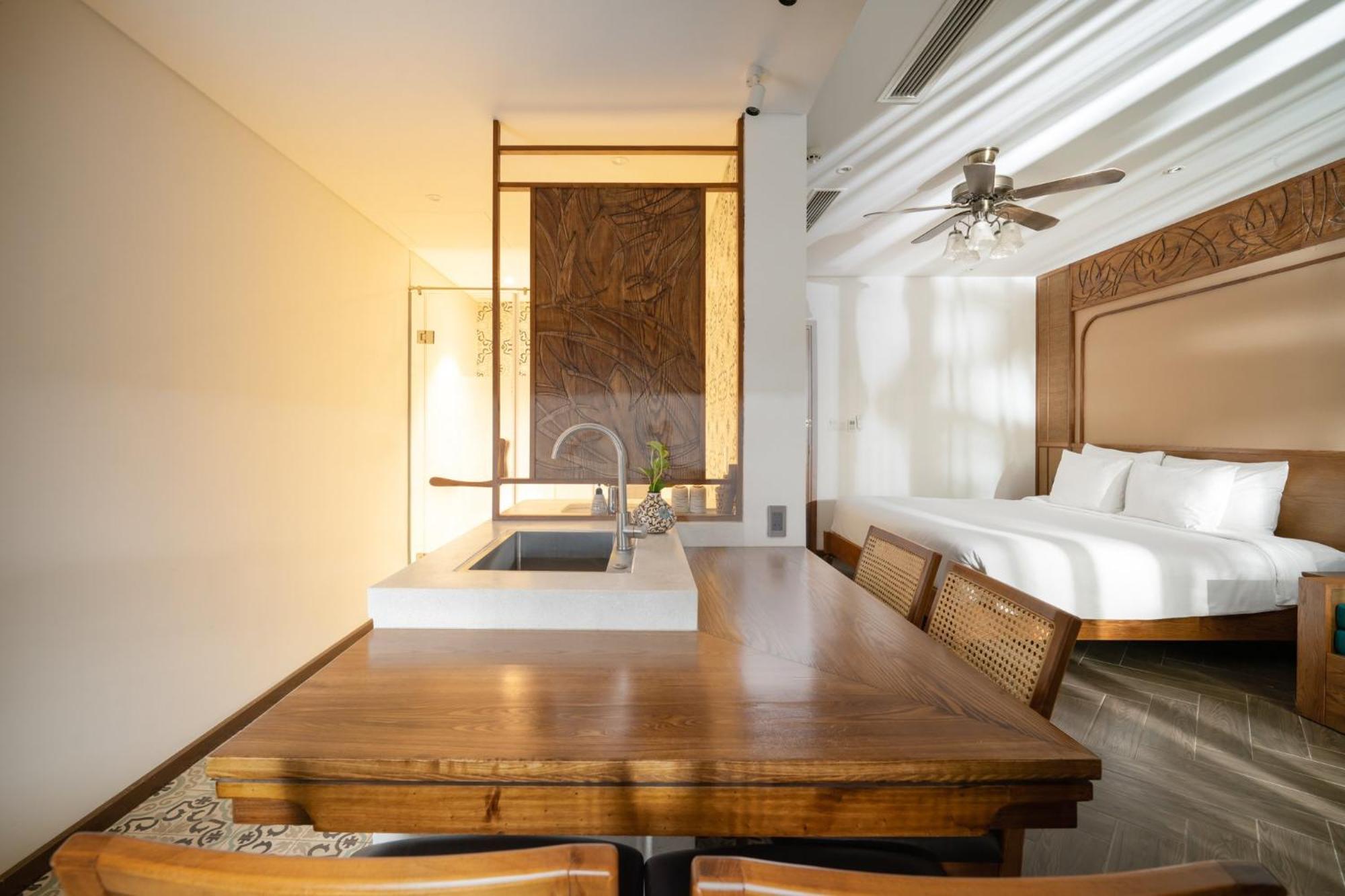 Vernalhome Boutique Danang Exteriör bild